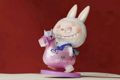 泡泡玛特新品“马力全开”1分钟售罄 二手价格大幅缩水 - 文章配图